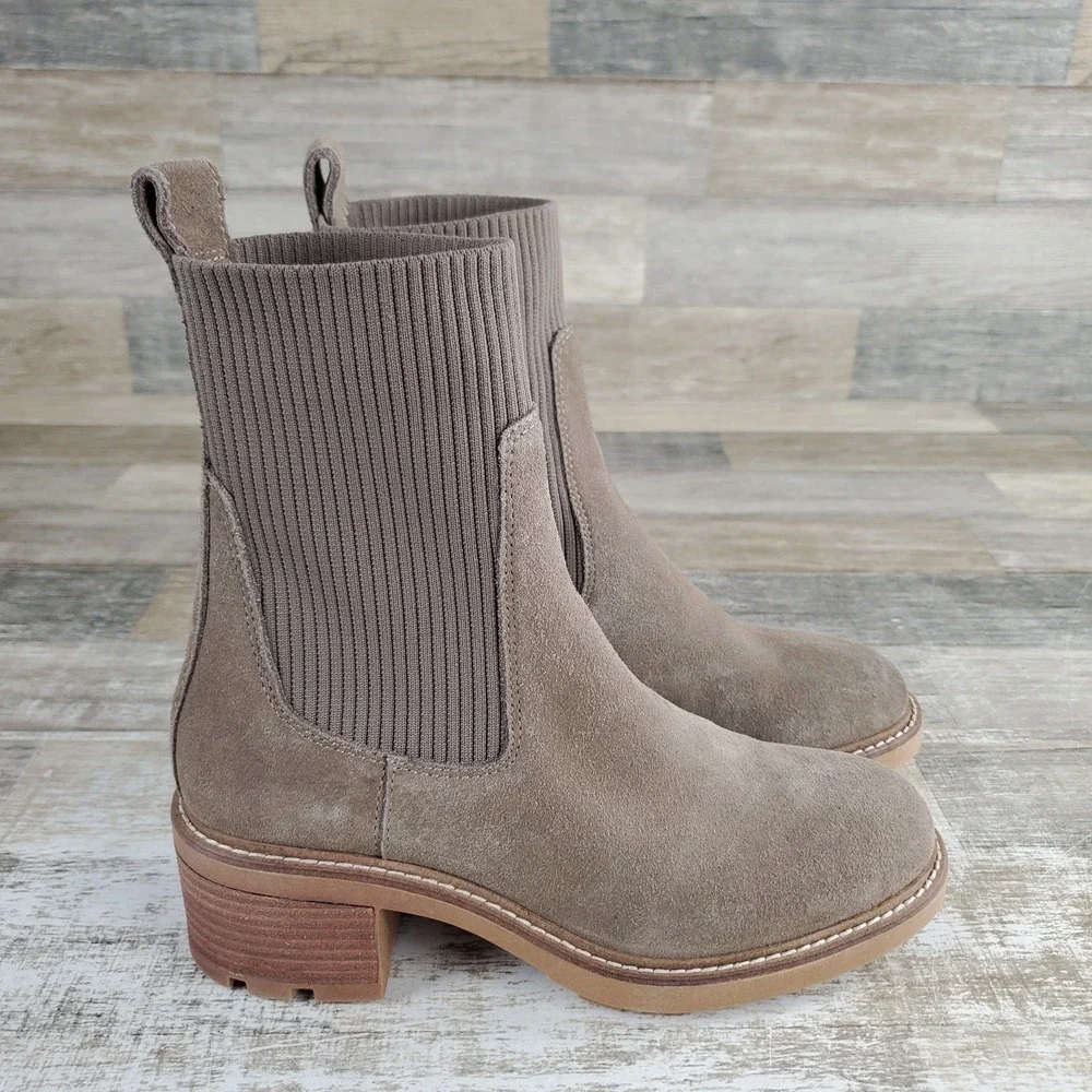 Steve Madden Kiley Womens Chelsea Boots Sz 7.5 M Taupe Suede Round Toe Pull-On